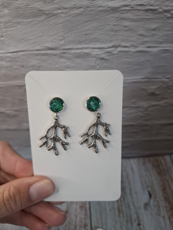 Ohrringe im auagefallenem Stil , grün , handmade , Silber Edelstahl